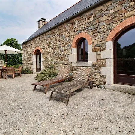 Semesterbostad Maison Bleue *